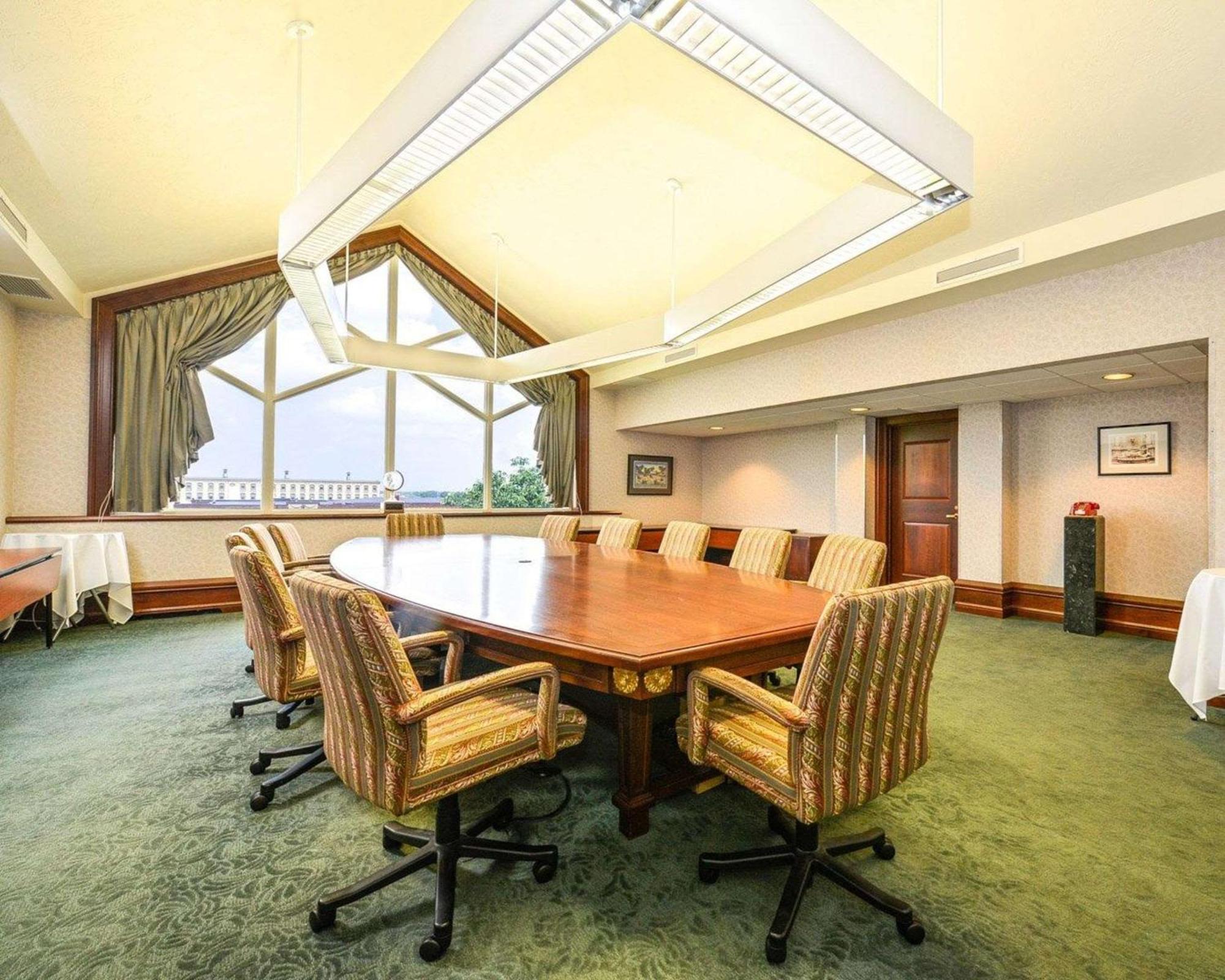 Kress Inn, Ascend Hotel Collection De Pere Εξωτερικό φωτογραφία